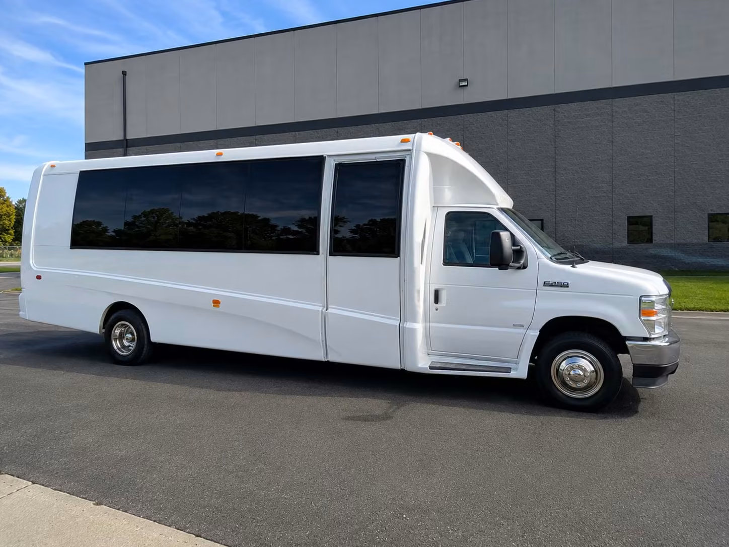 20 passenger minibus