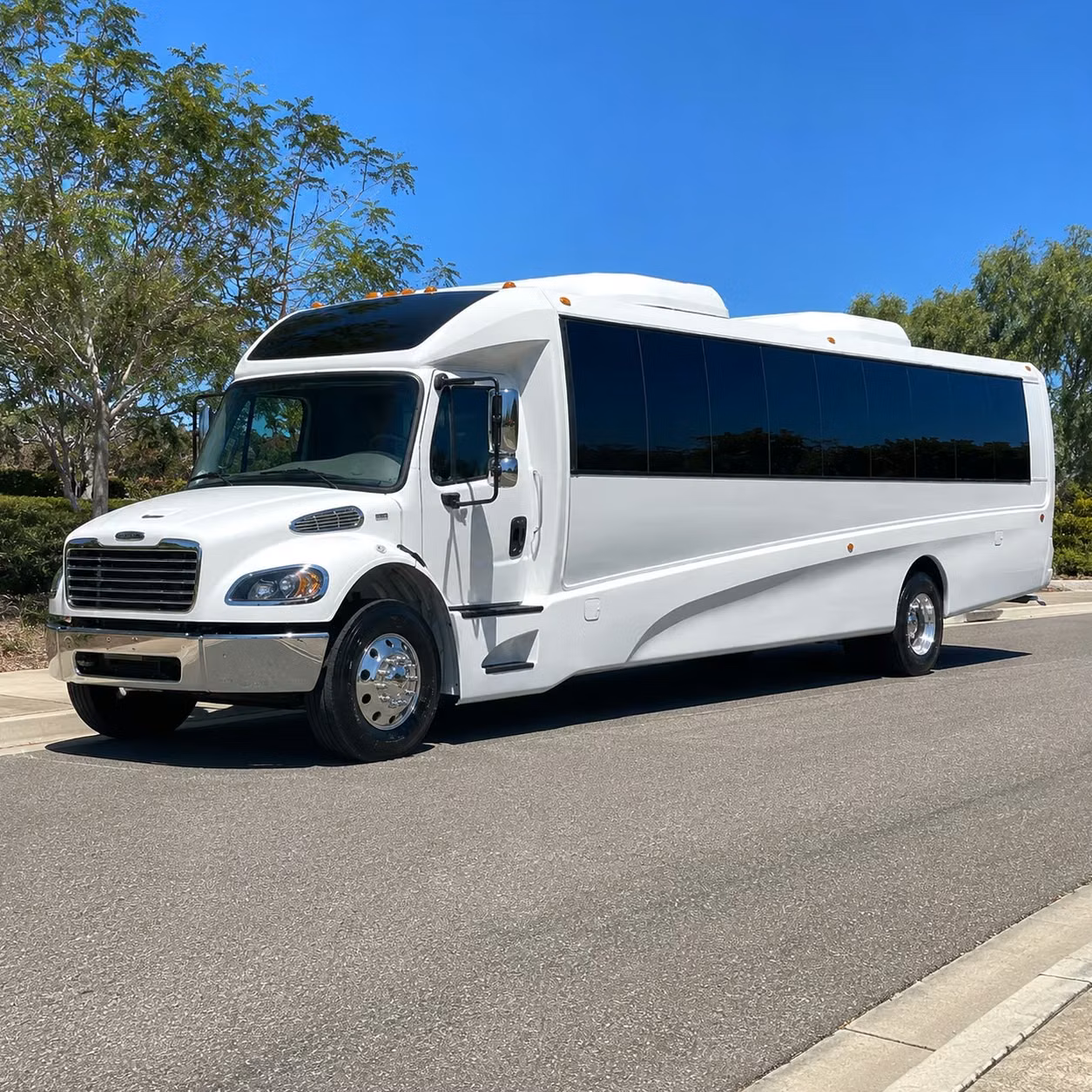 25 passenger minibus