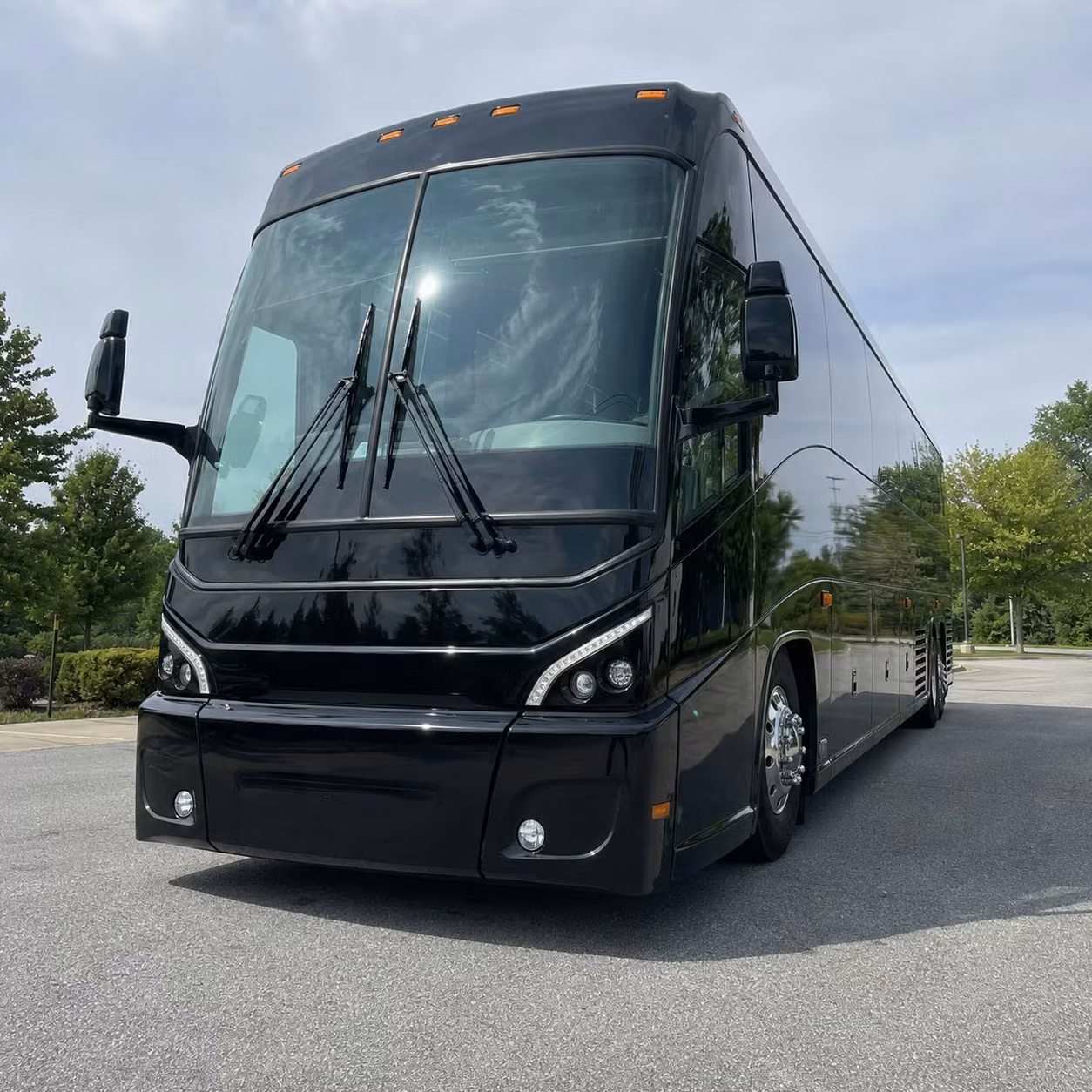 employee shuttle bus rentals for charleston s healthcare and hospital systems