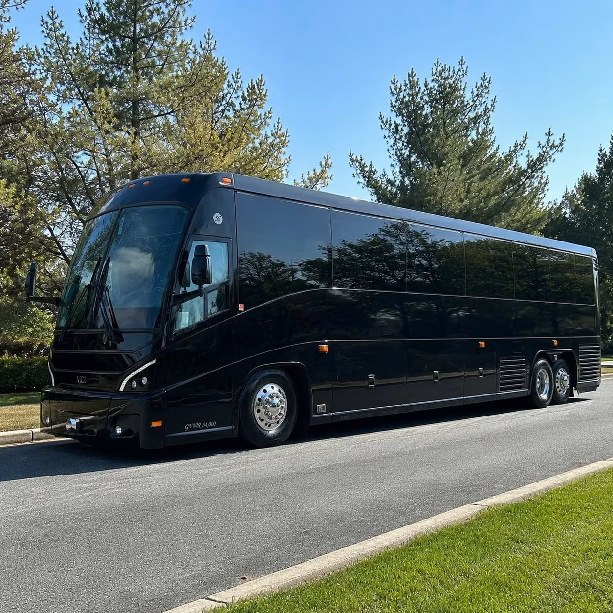 reliable employee shuttles between charleston s biggest employment hubs